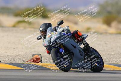 media/Dec-17-2022-SoCal Trackdays (Sat) [[224abd9271]]/Turn 7 Set 2 (1140am)/